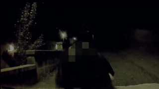 大奶少女Nella Jay接受了面部射精