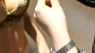 古月探花，网红脸外围小少妇，欲拒还迎俩人对白很精彩有趣，小哥啪啪射出共度欢乐一刻