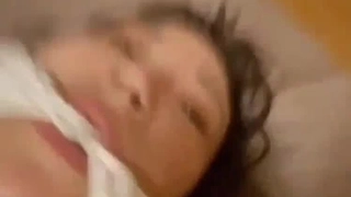 脏脏的厕所也能迎来性感的访客科尔