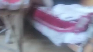 大奶继母口交并用大鸡巴骑着青少年