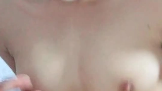 来自哥伦比亚豪华护送红色内衣的精彩服务，喜欢在我的阴茎上跳舞
