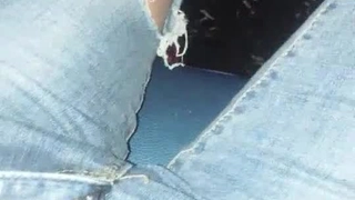 拉上纱帘再干一炮退房，一楼可别让人看见了
