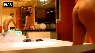 女邻居丰满的奶水在线观看“会被人发现的！啊~慢点啊！”【这个女的绝对可以约，看下面的简阶】